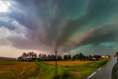 Amazing supercell 12 Agosto 2019 incredibile supercella intercettata nei pressi di Casale Monferrato near Turin Italy Storm Chaser Storm Wind